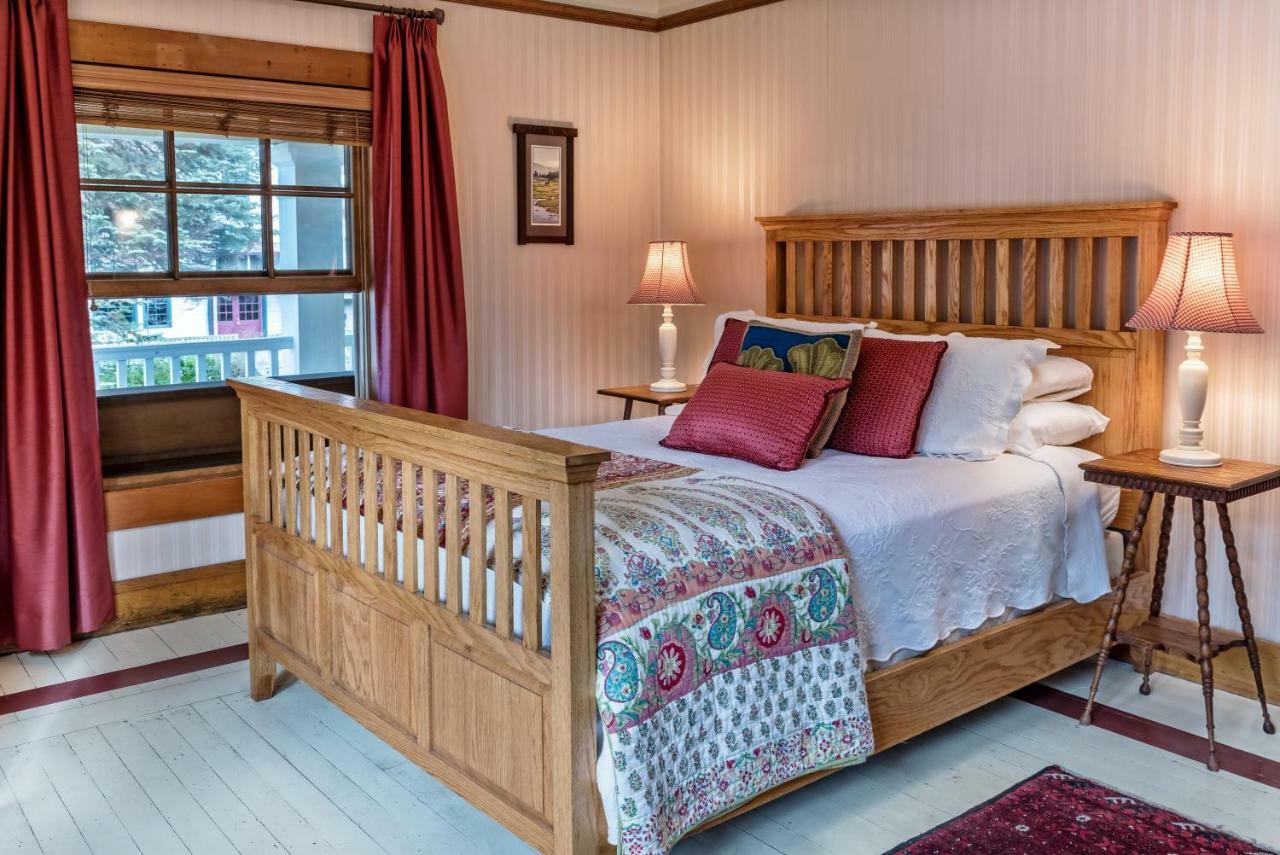 Mccloud Hotel エクステリア 写真