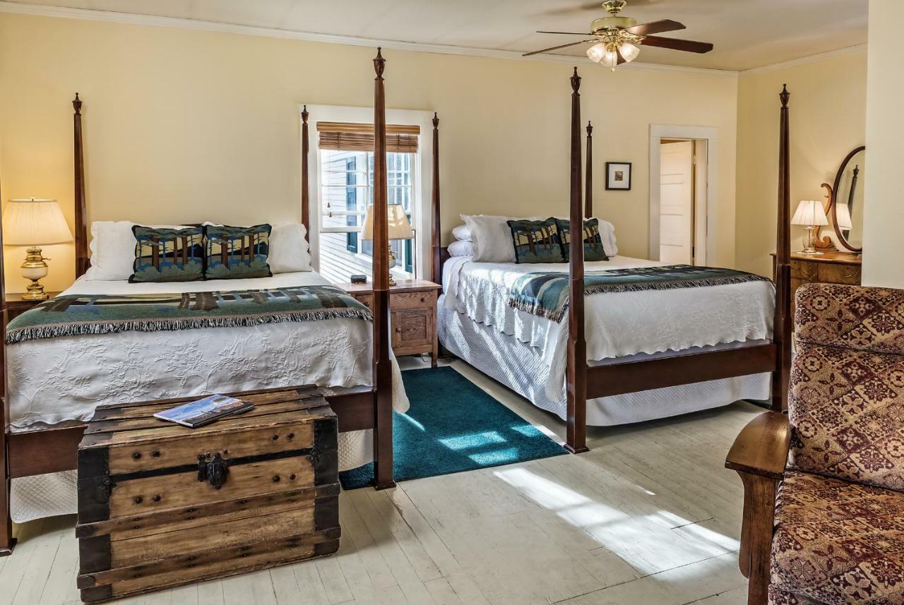 Mccloud Hotel エクステリア 写真
