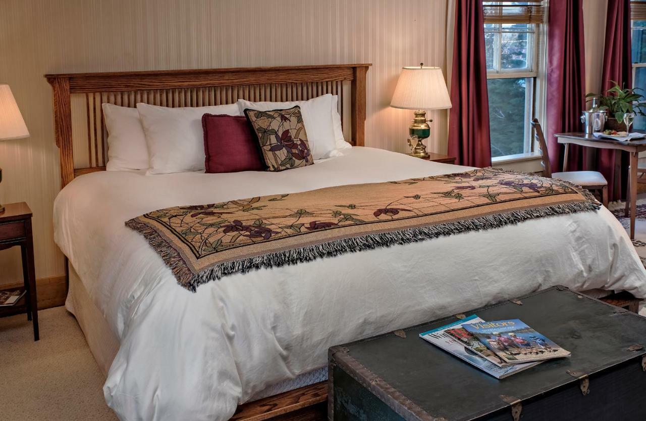Mccloud Hotel エクステリア 写真